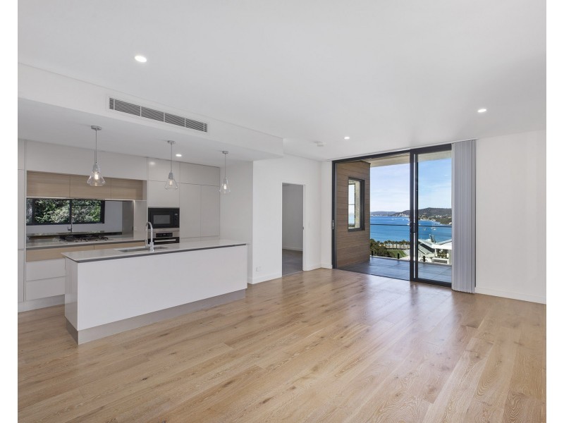 704/20 Kendall Street, Gosford NSW 2250