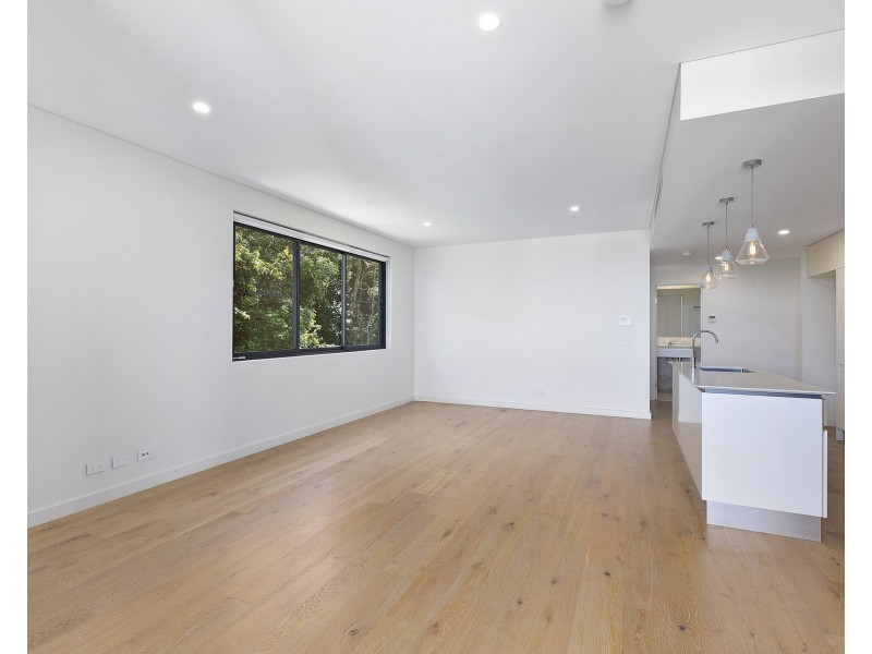 704/20 Kendall Street, Gosford NSW 2250