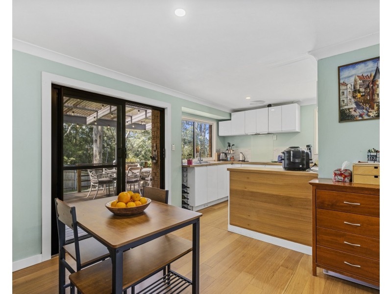 18 Holland Close, Springfield NSW 2250