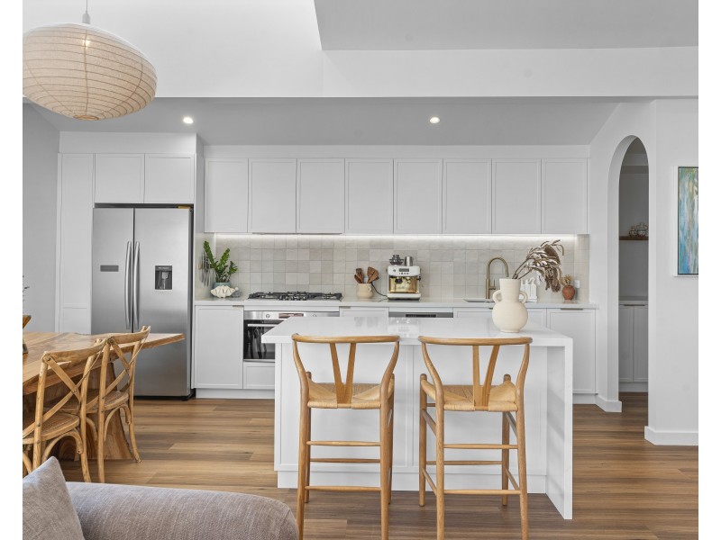 23 Premier Way, Bateau Bay NSW 2261