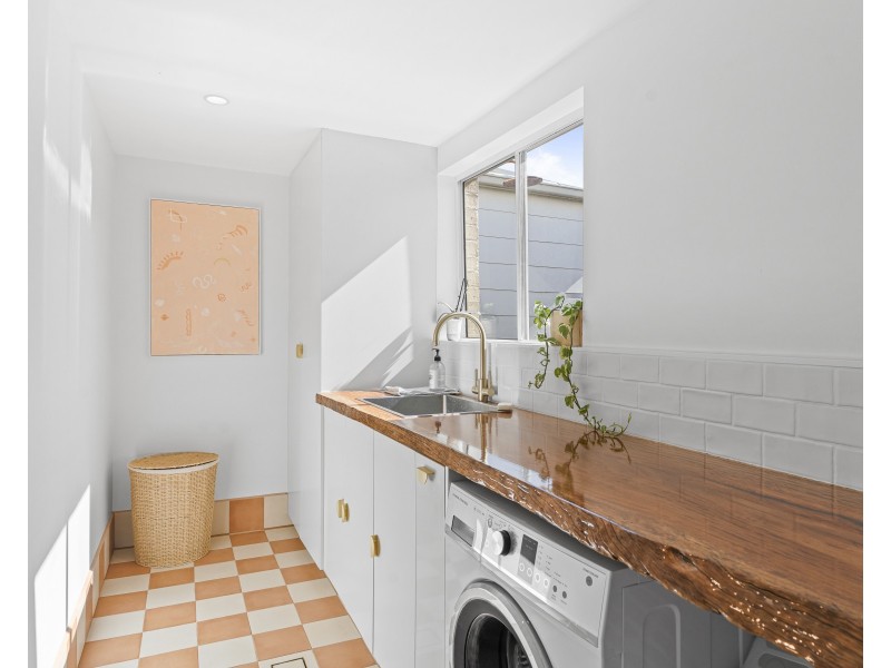 23 Premier Way, Bateau Bay NSW 2261