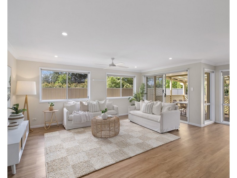 2/6 Glenworth Close, Lisarow NSW 2250