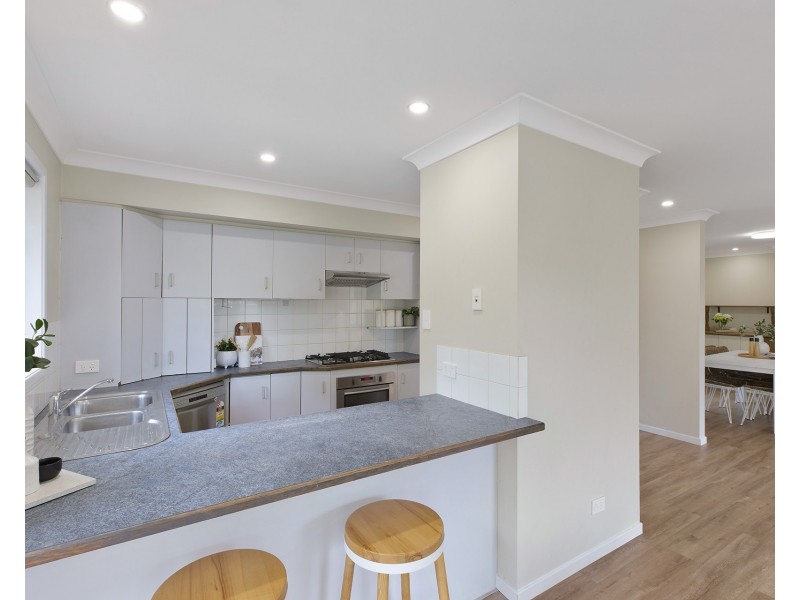 2/6 Glenworth Close, Lisarow NSW 2250