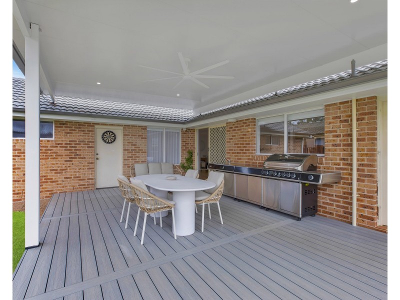 2 Renee Close, Lake Haven NSW 2263