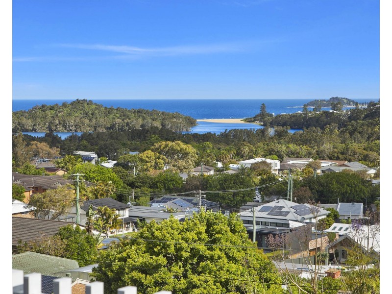 41 Coreen Drive, Wamberal NSW 2260