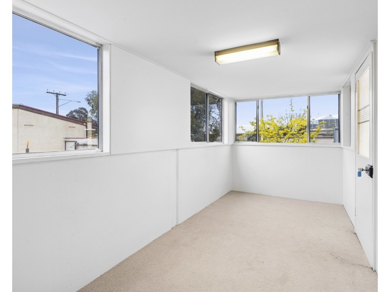 18 Wodonga Avenue, Loxton SA 5333