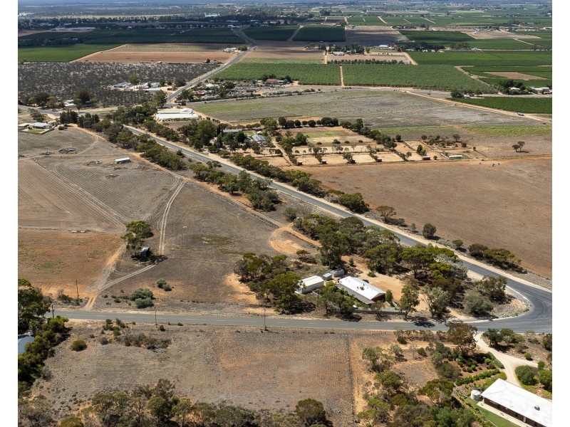 Badcoe Road, Loxton SA 5333