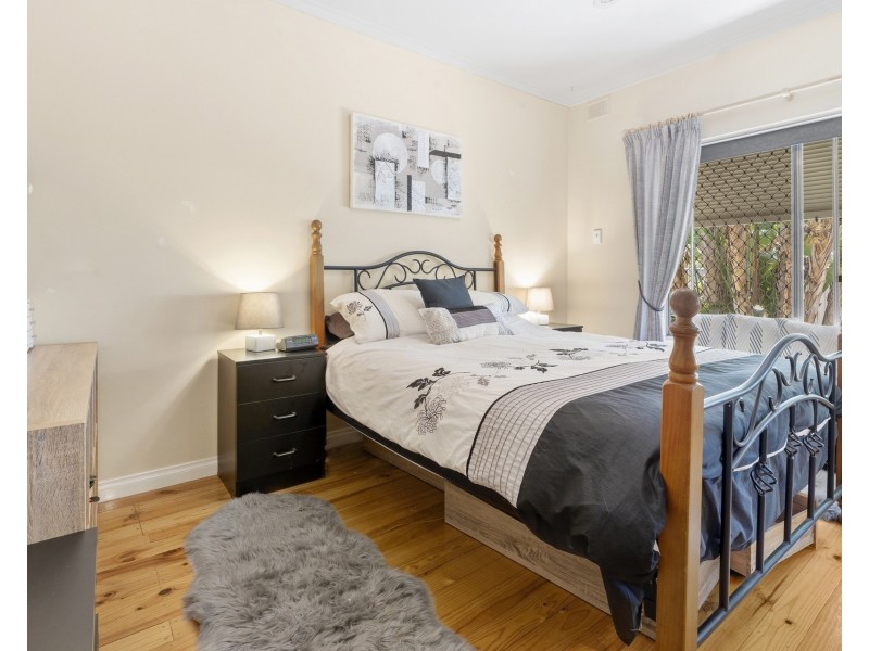 24 Coral Street, Loxton SA 5333