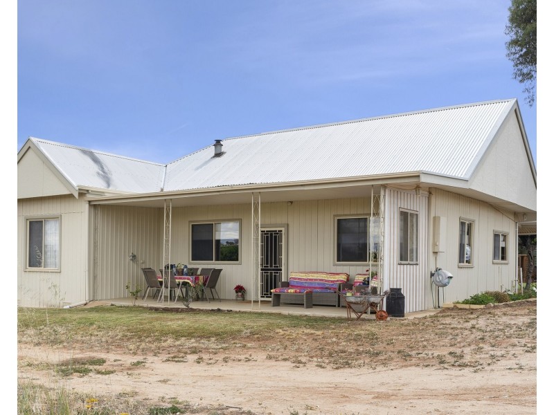 229 Jury Road, Glossop SA 5344