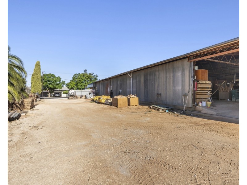 20-22 Wodonga Avenue, Loxton SA 5333