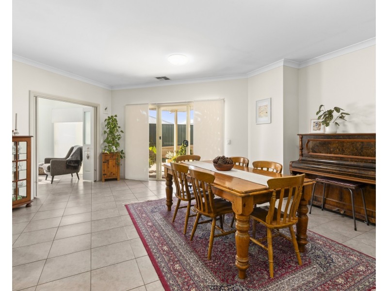 18 McEwen Drive, Loxton SA 5333