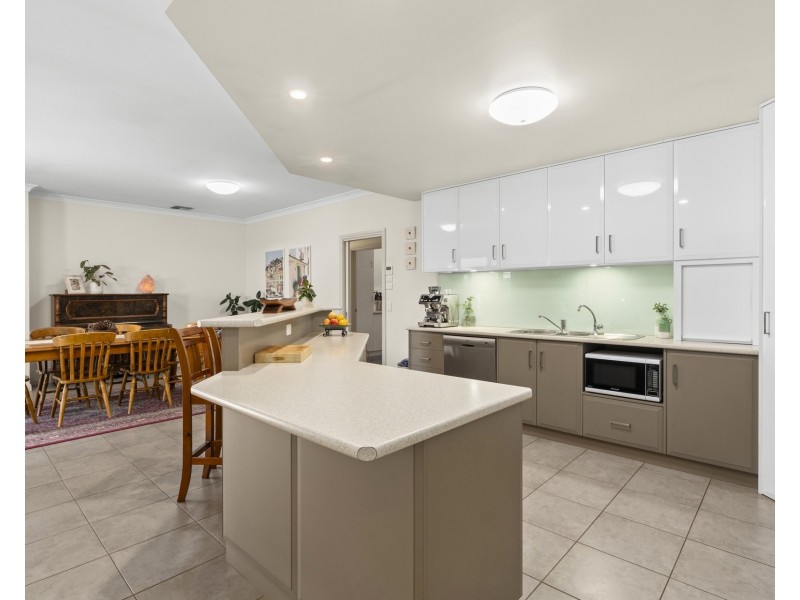 18 McEwen Drive, Loxton SA 5333