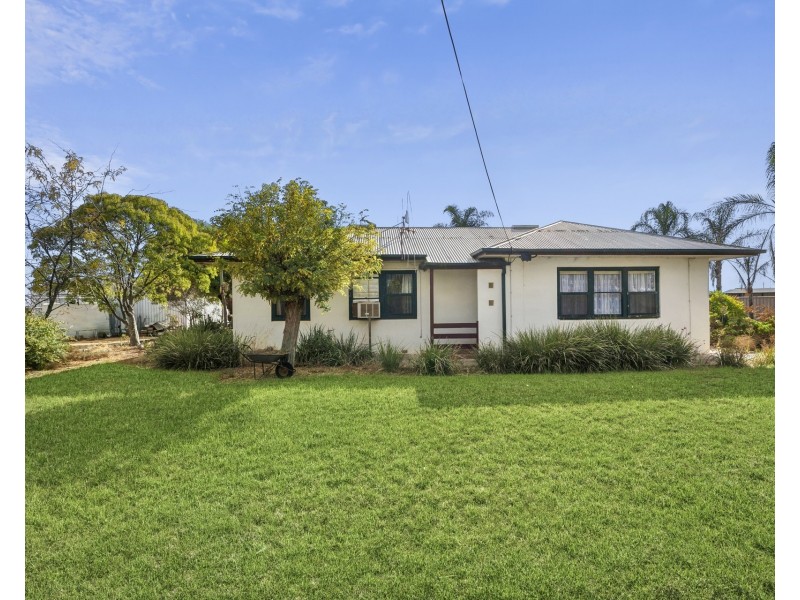 40 Casson Avenue, Loxton SA 5333