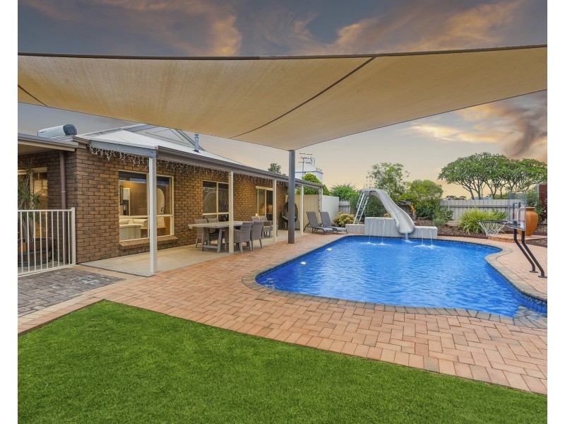 1 Luther Road, Loxton SA 5333