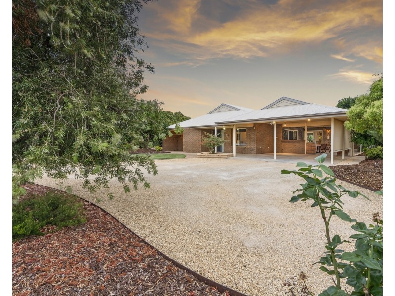 1 Luther Road, Loxton SA 5333
