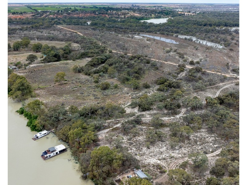 174 Causeway Road, Paringa SA 5340