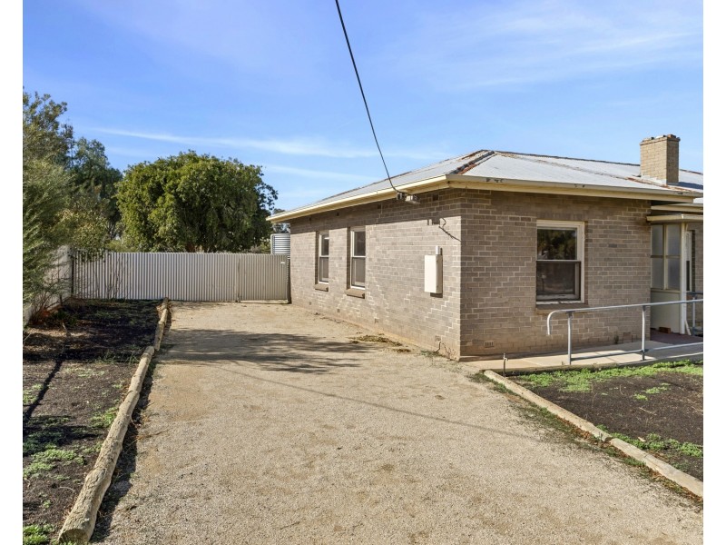 39 Coral Street, Loxton SA 5333