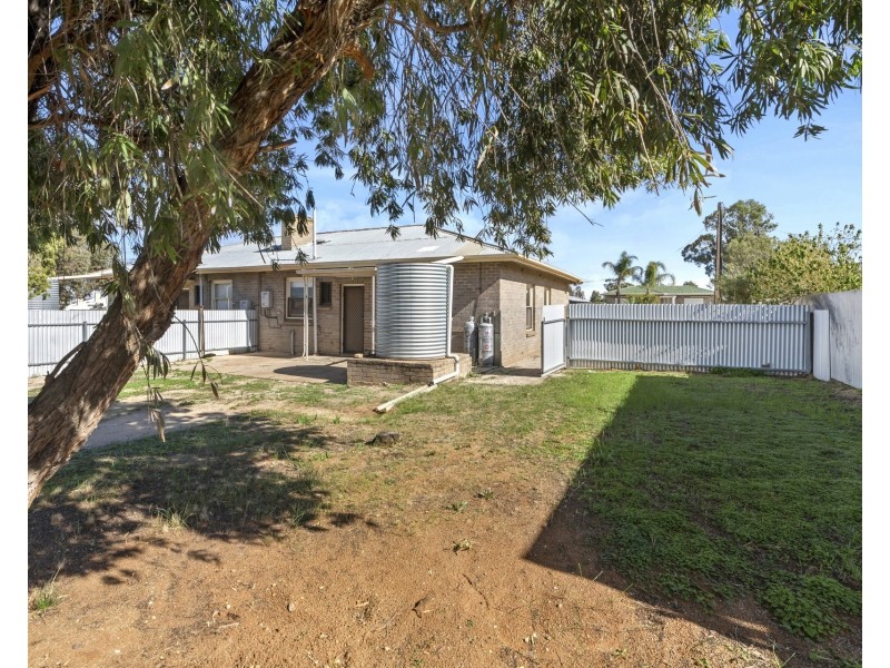 39 Coral Street, Loxton SA 5333