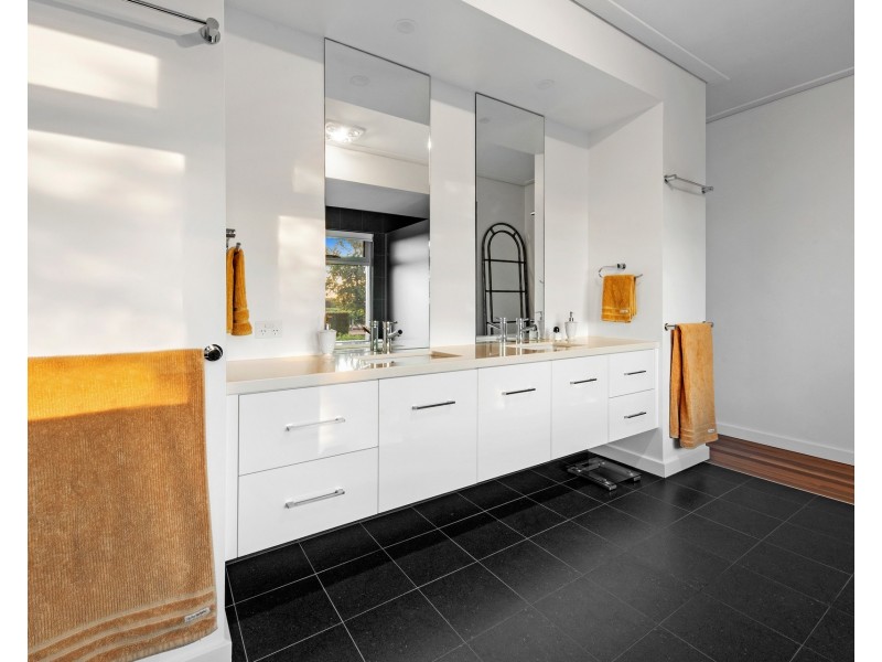 17807 Sturt Highway, Barmera SA 5345