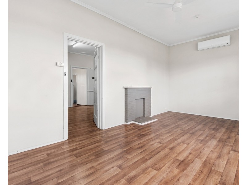228 Fairweather Avenue, Loxton SA 5333