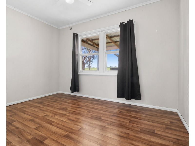228 Fairweather Avenue, Loxton SA 5333
