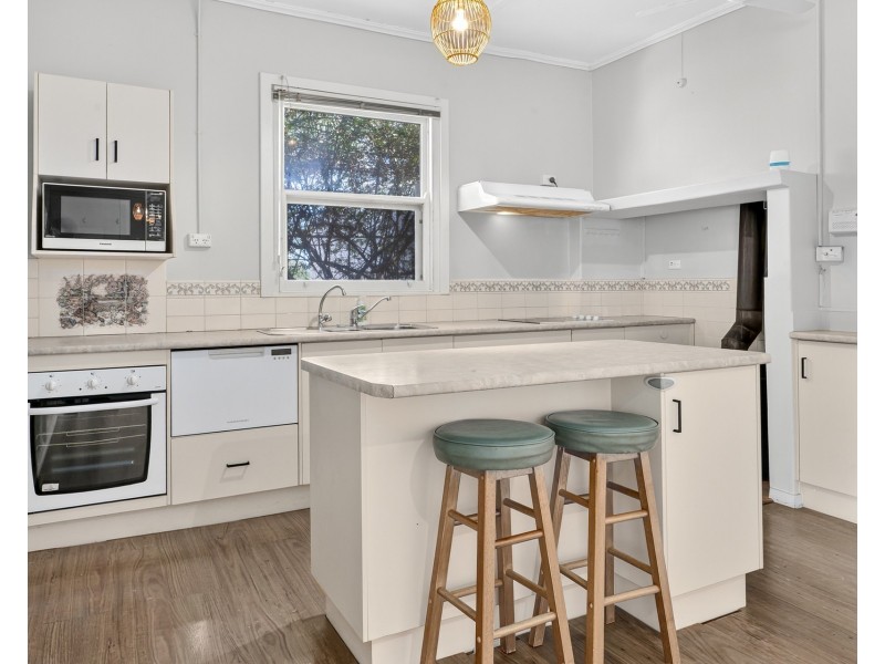 78 Derrick Road, Loxton SA 5333