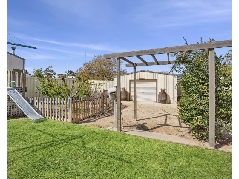 41 Acacia Avenue, Loxton SA 5333