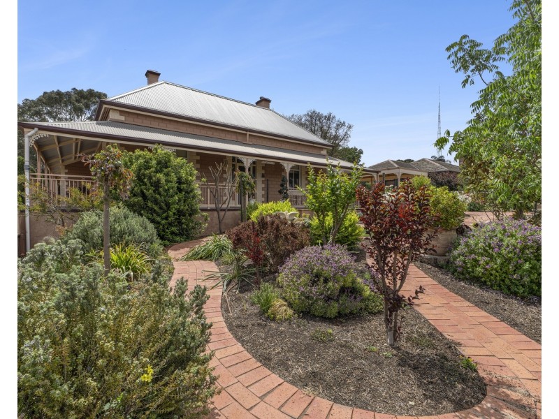68 East Terrace, Loxton SA 5333