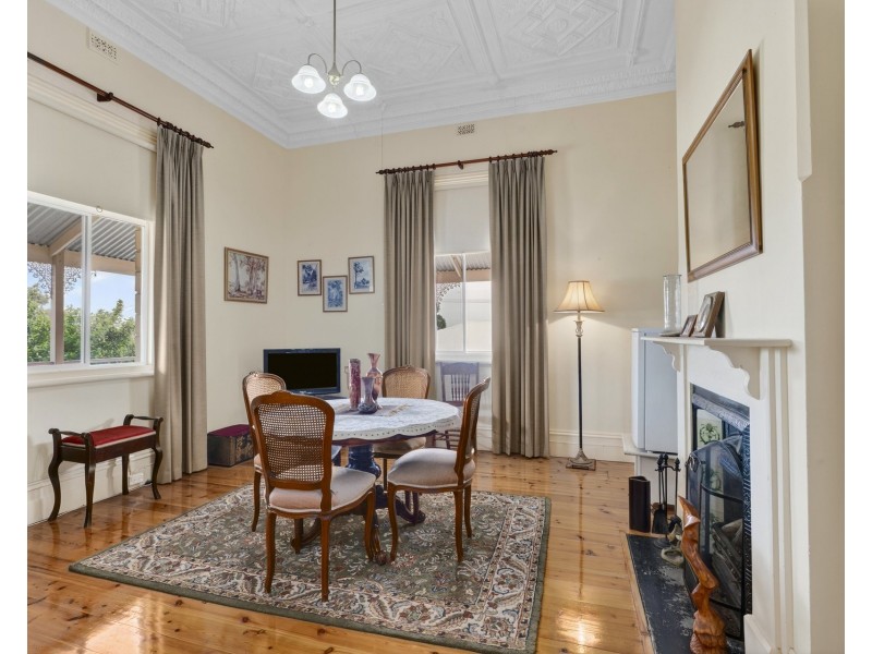 68 East Terrace, Loxton SA 5333