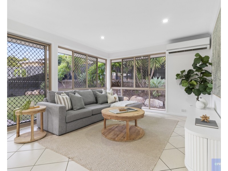 196 Castile Crescent, Edens Landing QLD 4207