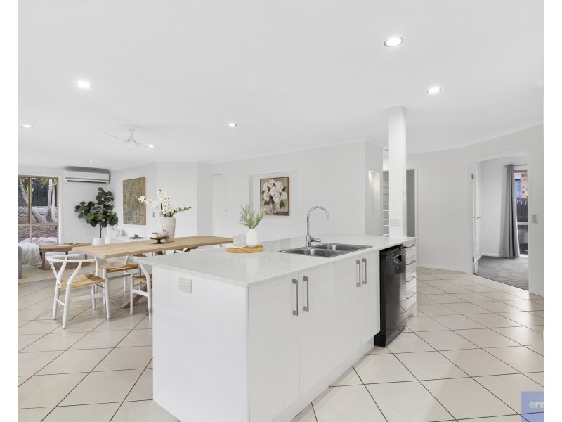 196 Castile Crescent, Edens Landing QLD 4207