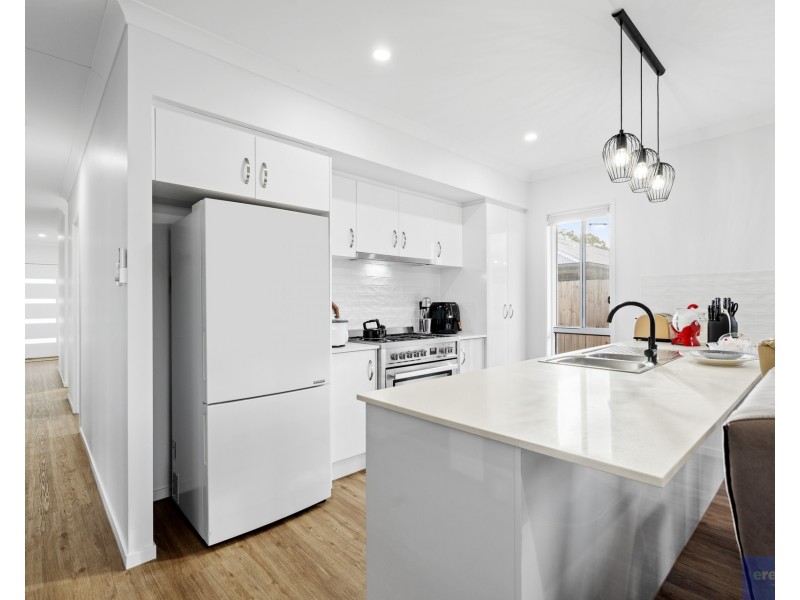 4 Barbossa Street, Park Ridge QLD 4125