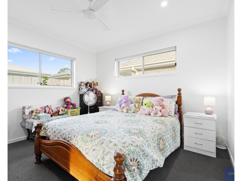 4 Barbossa Street, Park Ridge QLD 4125