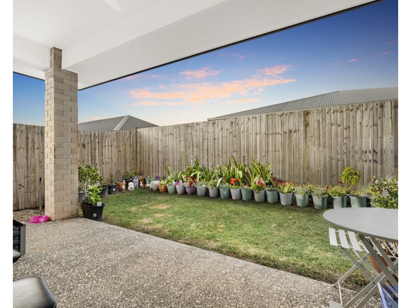 4 Barbossa Street, Park Ridge QLD 4125