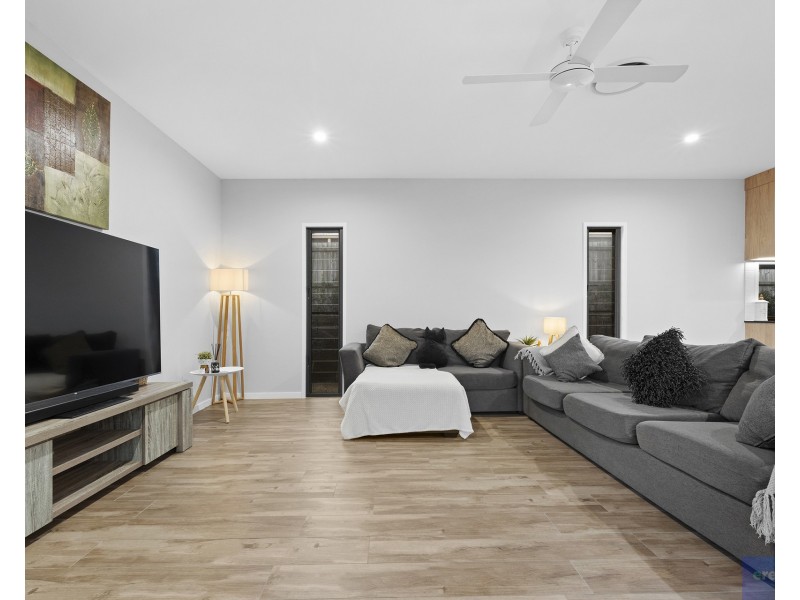 11 Forest Road, Greenbank QLD 4124