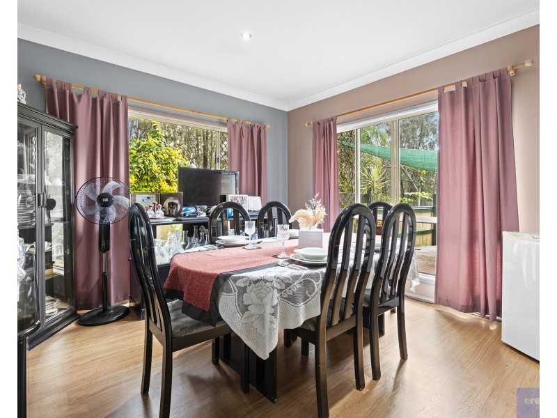 40 Leighton Drive, Edens Landing QLD 4207