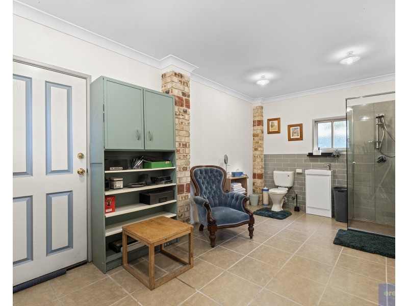 40 Leighton Drive, Edens Landing QLD 4207