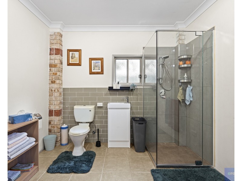 40 Leighton Drive, Edens Landing QLD 4207