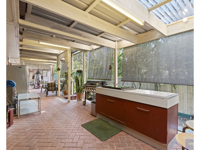 40 Leighton Drive, Edens Landing QLD 4207