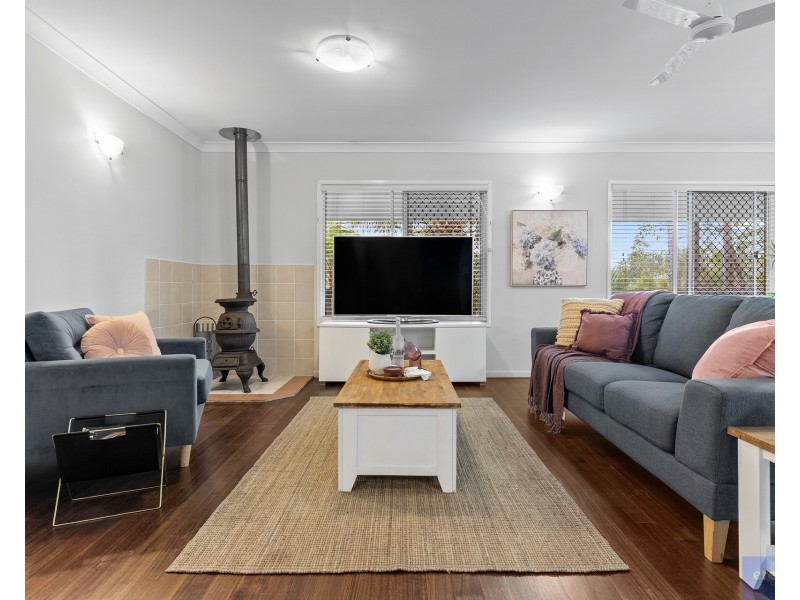 36 Kummara Road, Edens Landing QLD 4207
