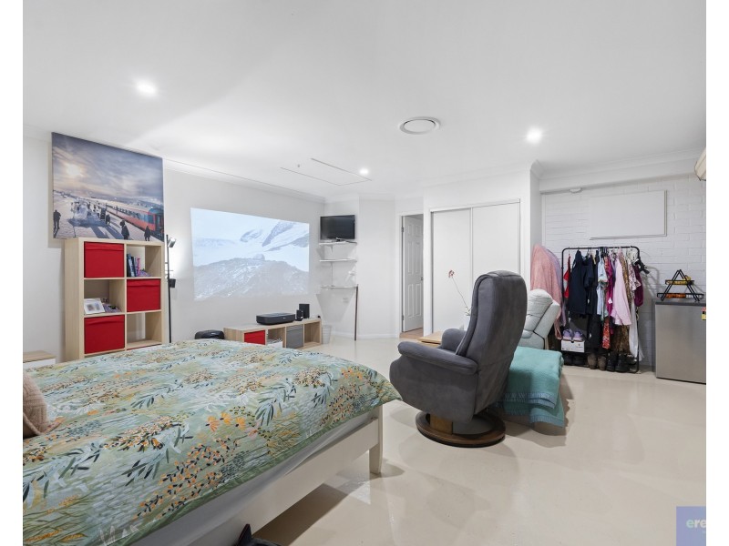 103 Castile Crescent, Edens Landing QLD 4207