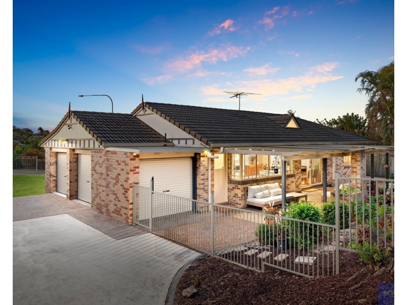 103 Castile Crescent, Edens Landing QLD 4207