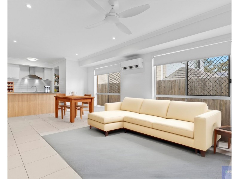 18 Eiger Street, Holmview QLD 4207