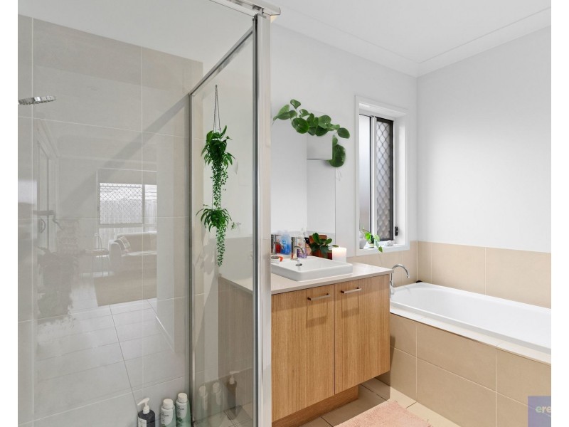 18 Eiger Street, Holmview QLD 4207
