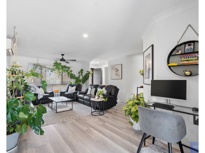 25 Lennon Drive, Windaroo QLD 4207