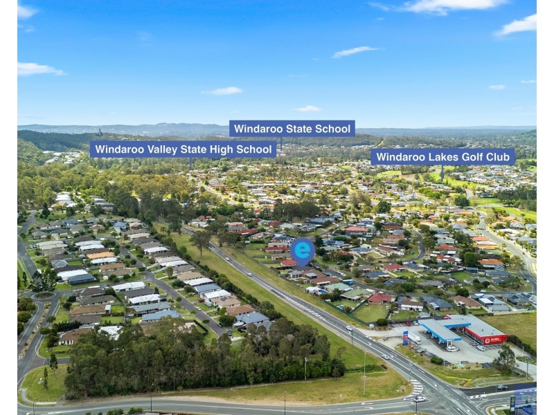 25 Lennon Drive, Windaroo QLD 4207