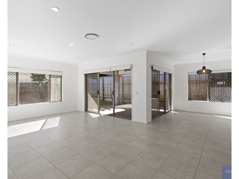 20 Meander Circuit, Holmview QLD 4207