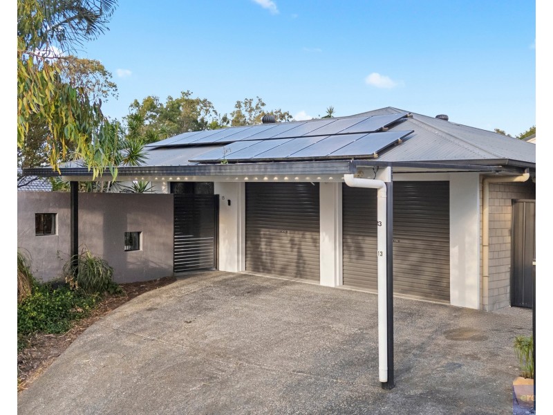 13 Jonath Court, Edens Landing QLD 4207