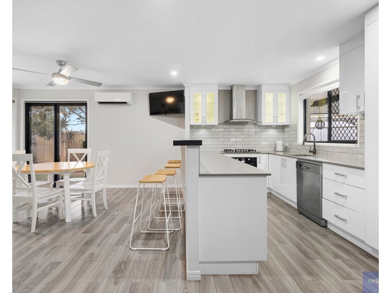13 Jonath Court, Edens Landing QLD 4207