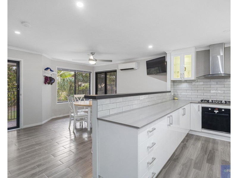 13 Jonath Court, Edens Landing QLD 4207